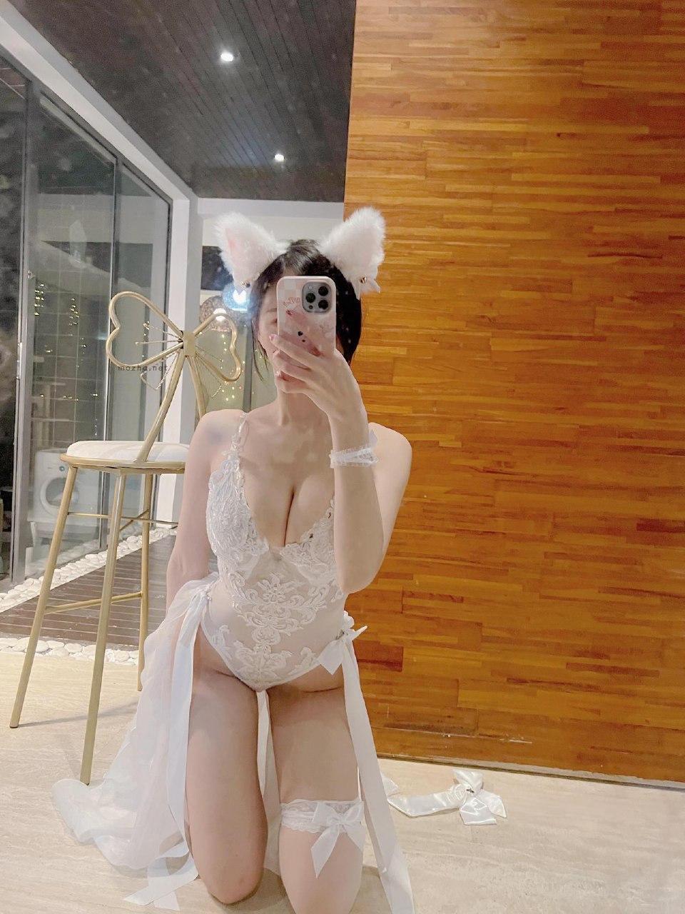 小玉吃果冻 – 白色透明蕾丝【11P】